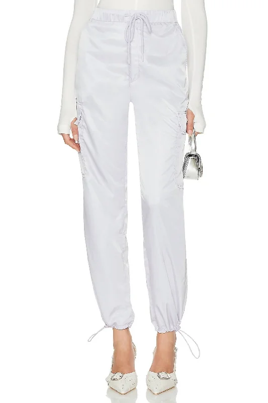 Statement tight trousers for women with bold color options for fashion-forward looks -Jade Jogger Pants In Lilac Mist