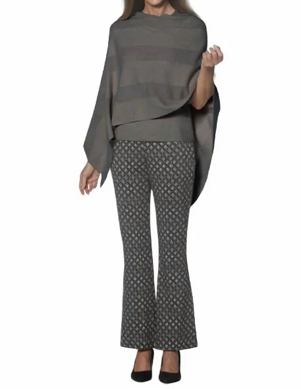 Elegant tight trousers for women with high-quality wool fabric for refined look -Flared Geometric Print Pants In Black Putty