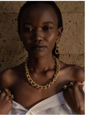 Cuffed Jeans for Stylish Touch -JIAMINI Makonge Skinny Necklace in 18k gold