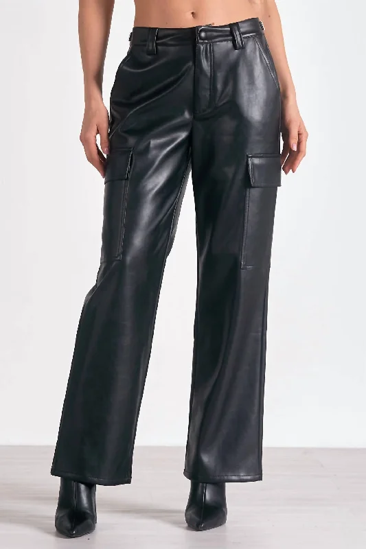 Classic tight trousers for men with slim fit and professional appearance -Mantio Pant In Black