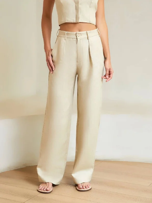 Classic tight trousers for women with smooth fabric and chic, timeless design -Lulu Pant In Sand