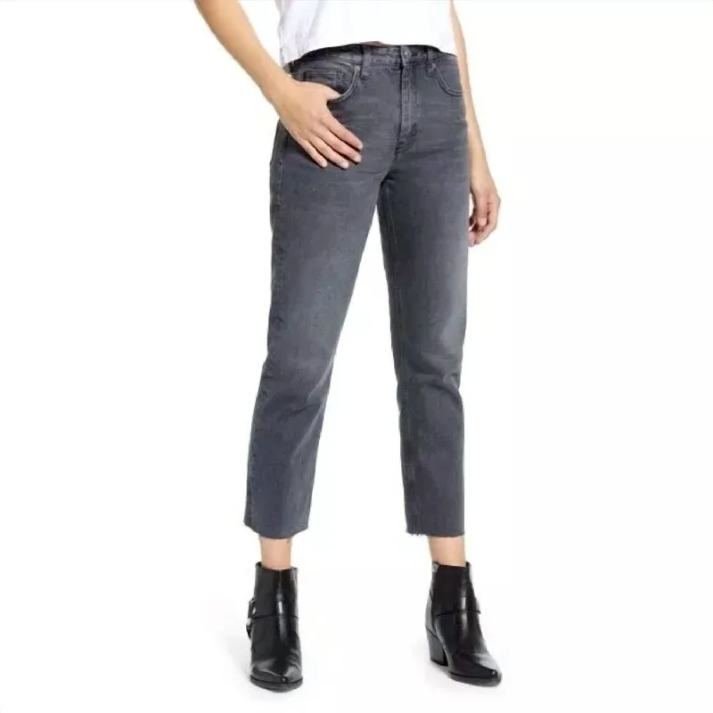 High-waisted tight trousers for women with pleated front and polished design -Straight Leg High Waist Raw Hem Cropped Jeans In Grey