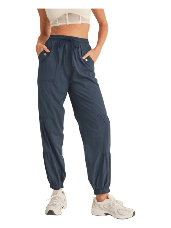 Cozy tight trousers for women with fleece-lined fabric for warmth during cold weather -Essential Cargo Pants In Blue Navy