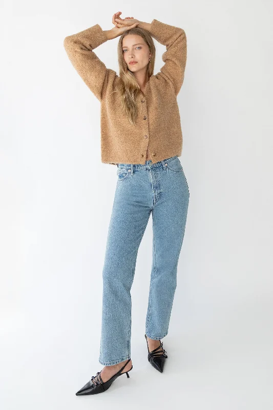 Straight Jeans for Classic Style -STRAIGHT LEG JEAN