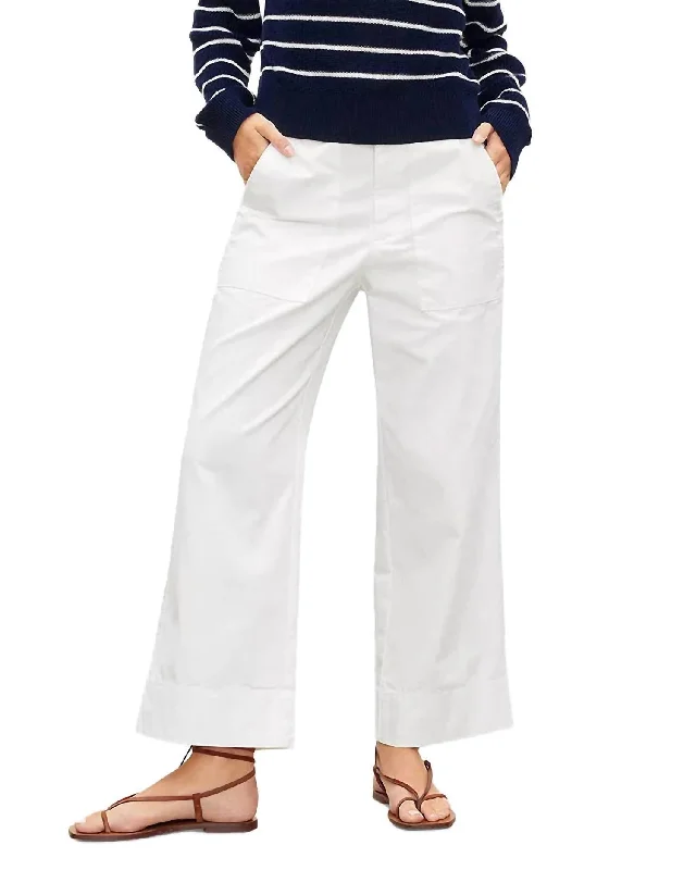 Relaxed fit tight trousers for men with stretch material for comfort and ease -Women's Sabine Pants In White