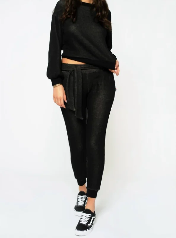 Tight fit trousers for women with ankle-length design and modern appeal -Women's Roma Jogger In Black