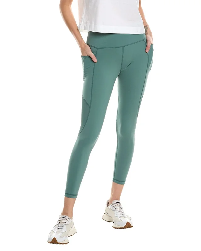 Urban tight trousers for men with street-style influence and sharp tailoring -Sweaty Betty Aerial Core 7/8 Legging