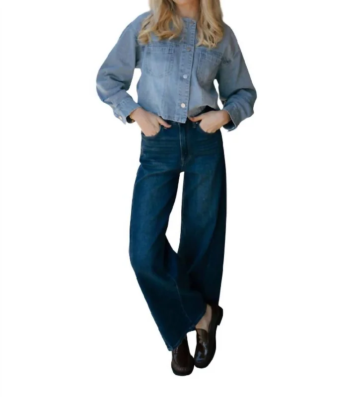 High-waisted tight trousers for women with pleated front and polished design -Hight Rise Wide Leg Jean In Dark Wash