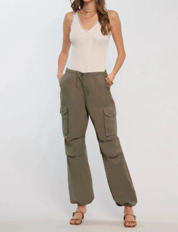 Tight trousers for women with belt loops and classic design for versatile look -Annelise Pant In Army