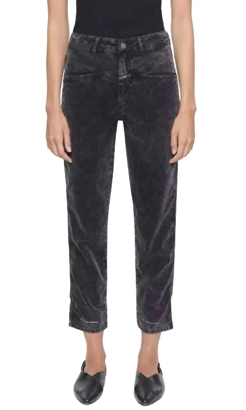 Cozy tight trousers for women with fleece-lined fabric for warmth during cold weather -Pedal Pusher Velvet Jean In Washed Black