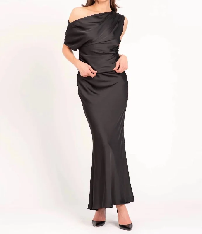 Solid Color Dresses for Simple -Alicia Maxi Skirt In Black