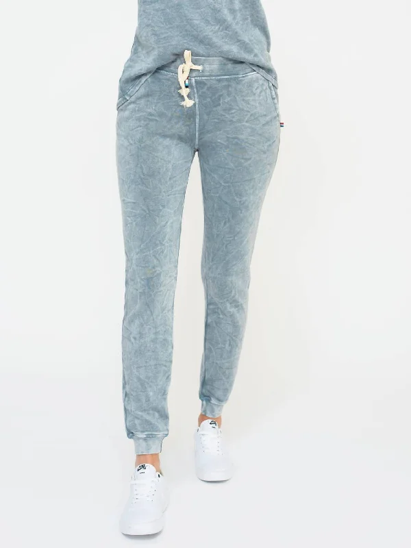 Stylish tight trousers for women with high-waisted fit for flattering look -Women's Baja Jogger - Cloud