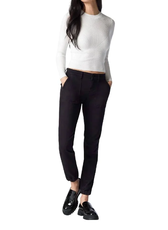 Tight trousers for women with belt loops and classic design for versatile look -Ivy Slim Cargo Pants In Black