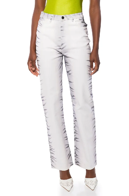 Mom Jeans for Vintage Appeal -SONIC ROAR STRAIGHT LEG JEANS