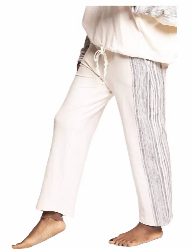 Skinny tight trousers for men with fade-resistant fabric for long-lasting wear -Stripe Chia Jogger Pants In White