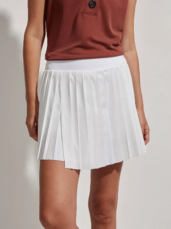 Short-sleeved Dresses for Summer -Kalmia Mid Rise Skort In White